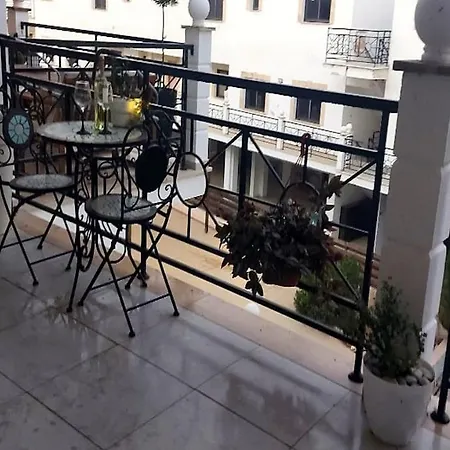 Paramount Gardens C202 Lägenhet Larnaca