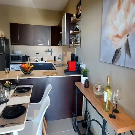 Apartment Paramount Gardens C202 Larnaca